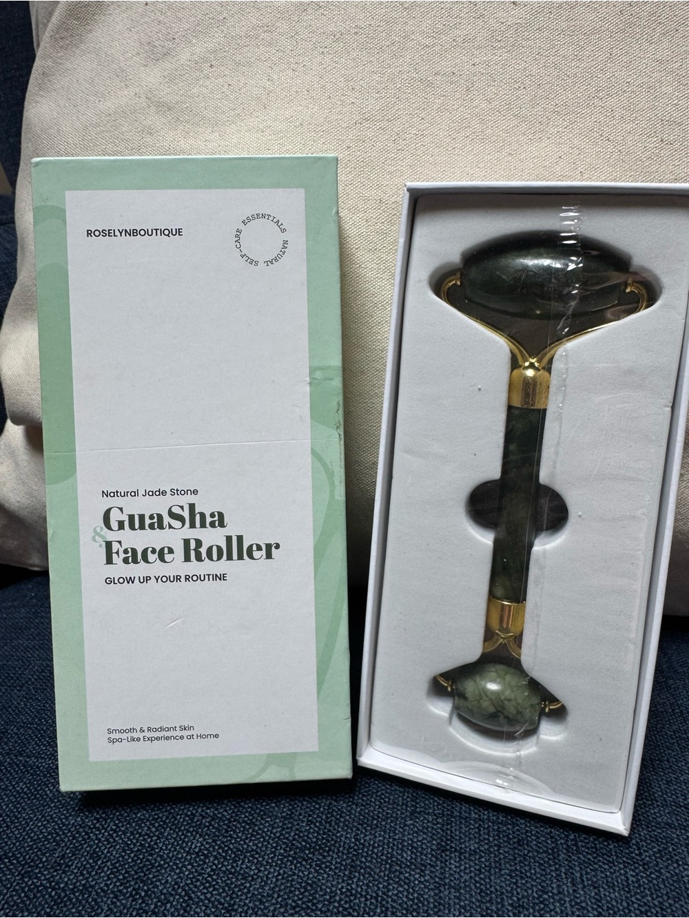 Roselyn Boutique Natural Jade GuaSha Face Roller - Green